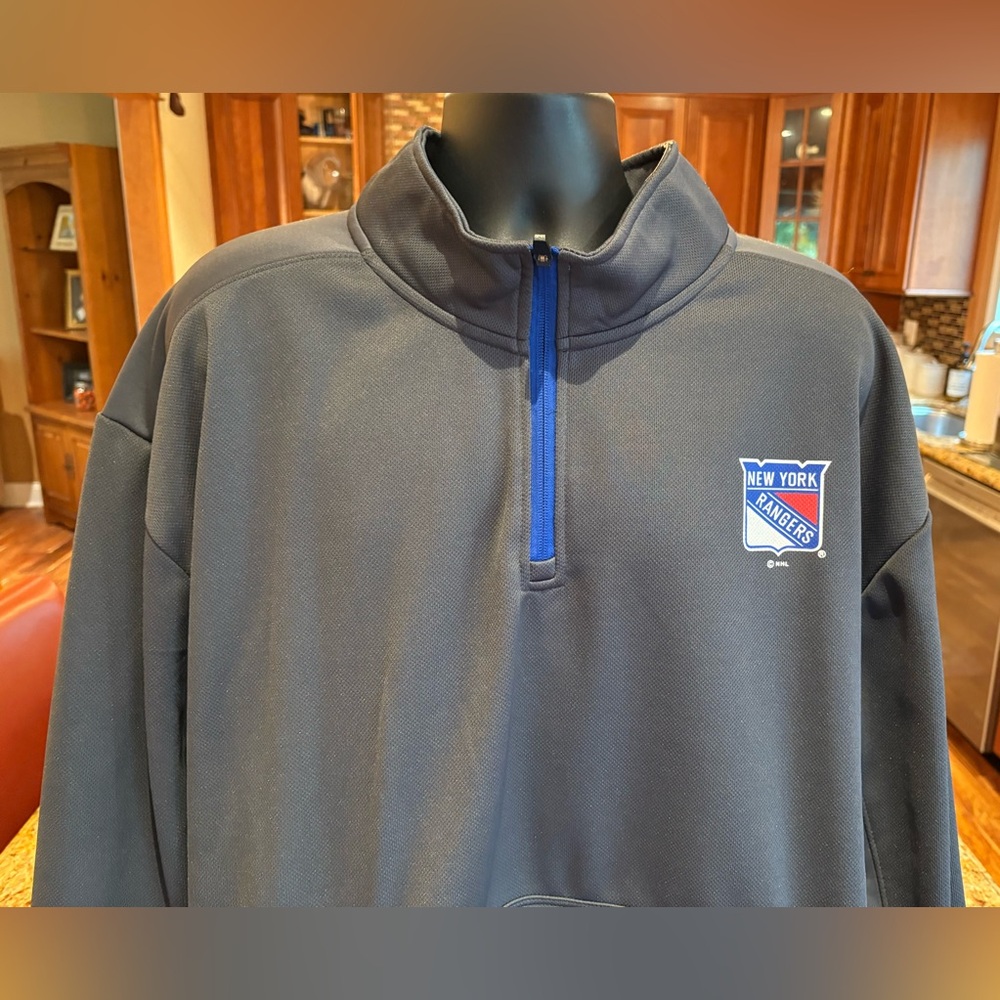 New York‎ Rangers Quarter Zip Pullover Size 2XL NHL. Sharp grey w/logo. NWT. 2XL